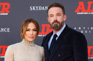 Jennifer Lopez, Ben Affleck Officially Single After Divorce Settlement