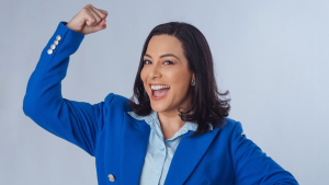 Natalia Salas presenta su unipersonal “Con todo menos miedo”: contará su historia de vida sin filtros y con mucho humor – Radio Panamericana