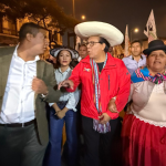 Roberto Sánchez encabeza movilización en defensa del voto: «El pueblo exige justicia electoral»