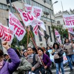 Maestros jubilados aún esperan pensión de S/3.500 cinco meses después de aprobada la Ley 32581