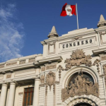 Congreso: 27 parlamentarios contrataron en sus despachos a sus aportantes de campaña