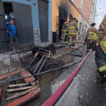 Incendio en La Victoria: madre e hijo pierden la vida tras siniestro en vivienda que habría sido provocado